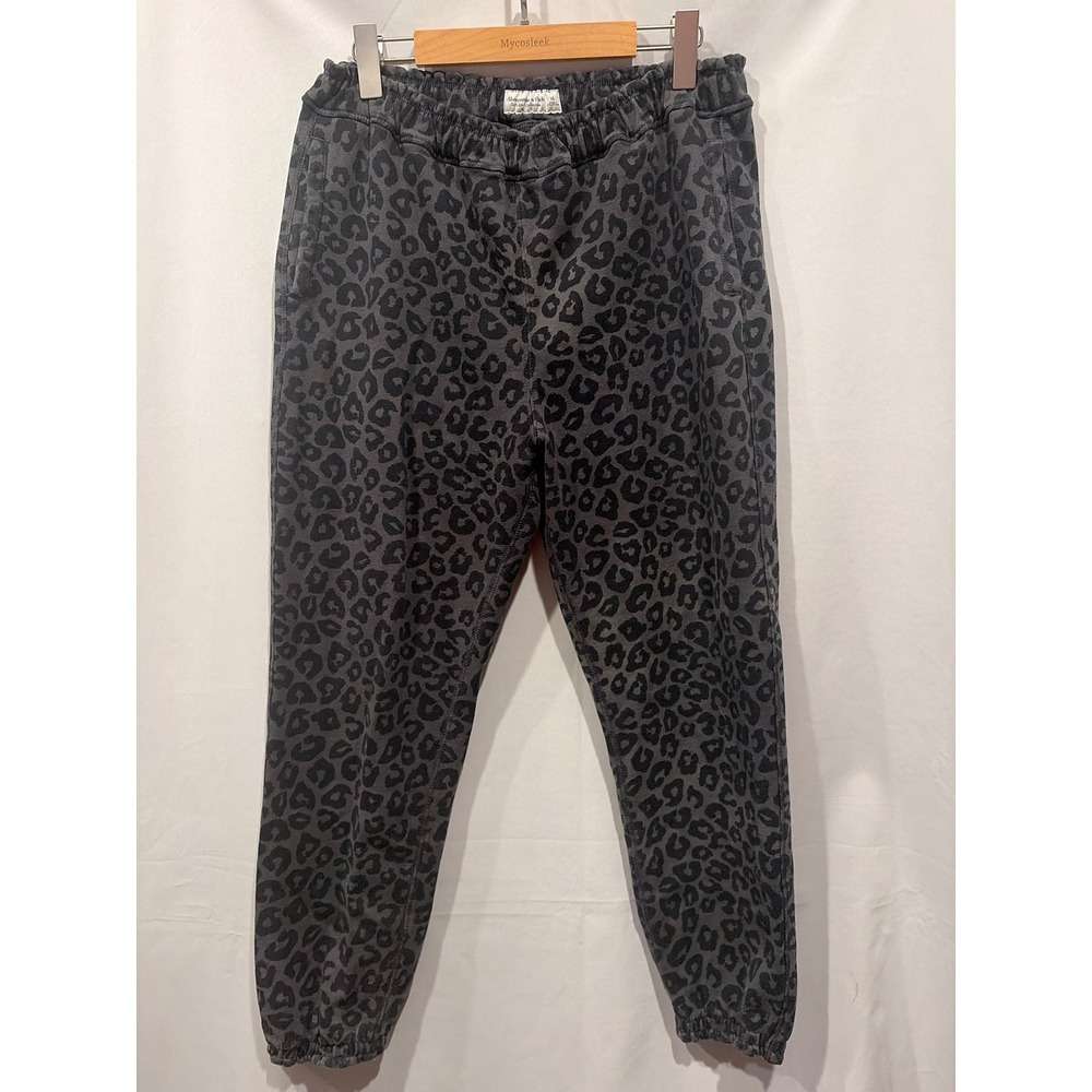 Abercrombie & Fitch Leopard Print Jogger Gray Black Soft A&F Collection Women XL